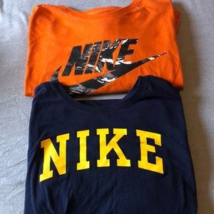 2 nike long sleeve tees
